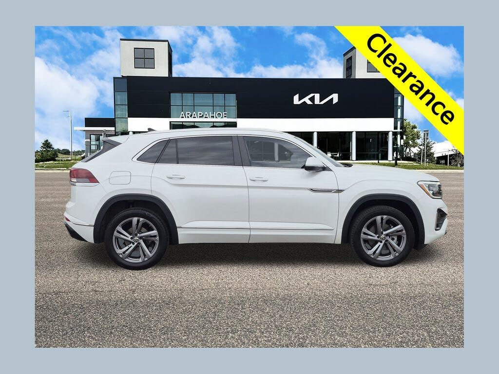 2024 Volkswagen Atlas Cross Sport SEL R-Line
