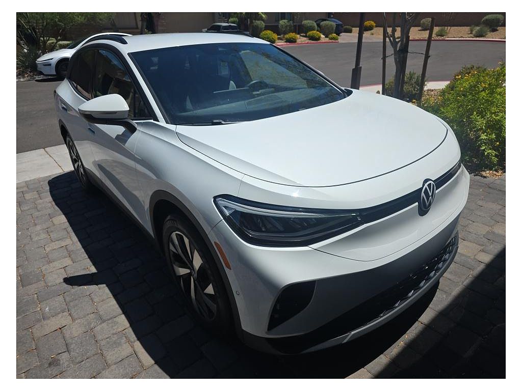 2024 Volkswagen ID.4 photo 1