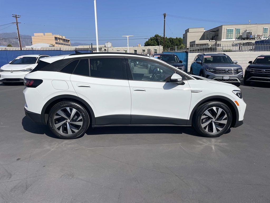 2023 Volkswagen ID.4 photo 1