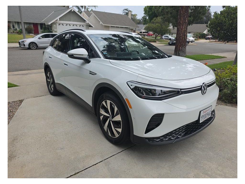 2023 Volkswagen ID.4 photo 1