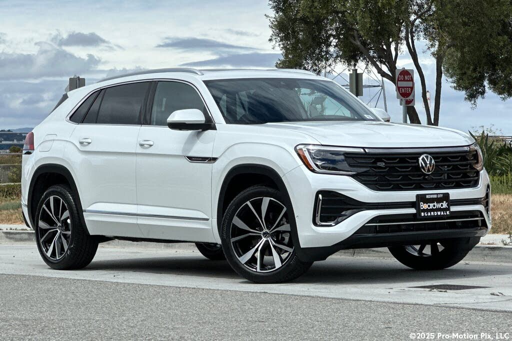 2026 Volkswagen Atlas Cross Sport SEL Premium R-Line