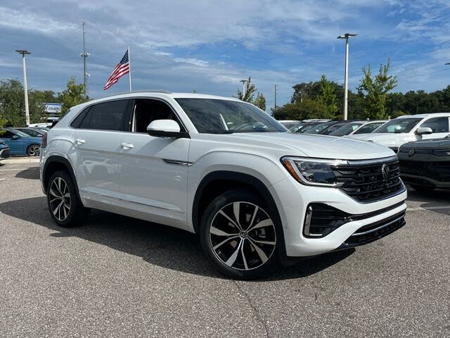 2026 Volkswagen Atlas Cross Sport SEL Premium R-Line