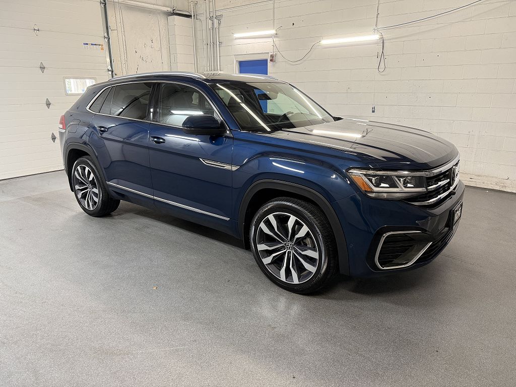 2022 Volkswagen Atlas Cross Sport SEL Premium R-Line
