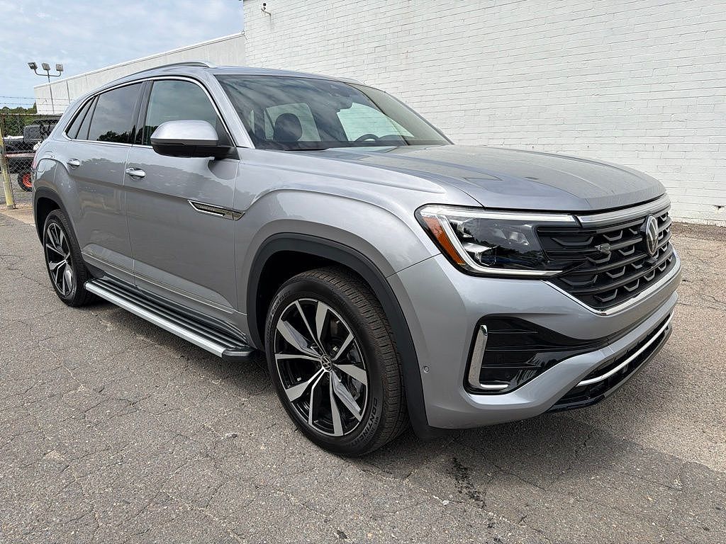 2025 Volkswagen Atlas Cross Sport SEL Premium R-Line