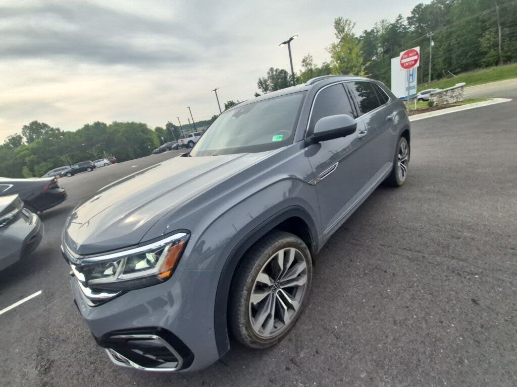 2022 Volkswagen Atlas Cross Sport SEL Premium R-Line