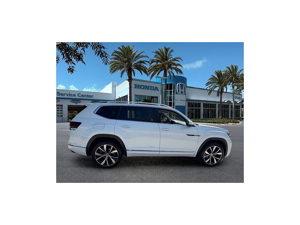 2024 Volkswagen Atlas SEL Premium R-Line