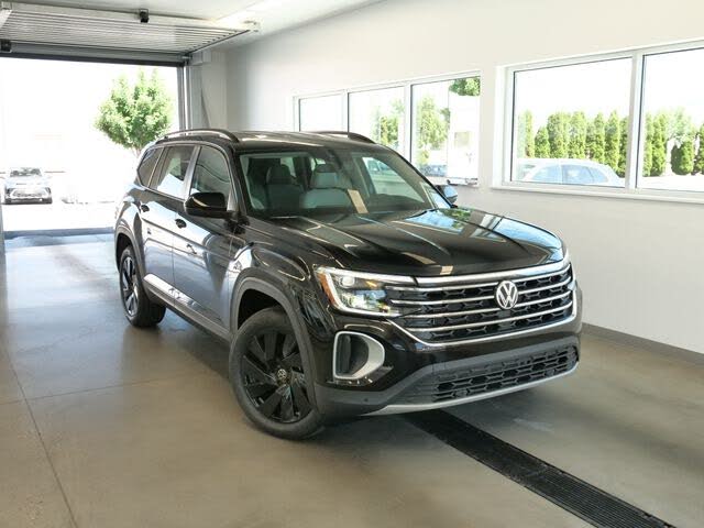 2026 Volkswagen Atlas SE w/Technology