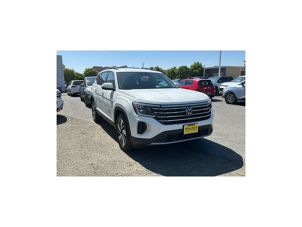2024 Volkswagen Atlas SE w/Technology