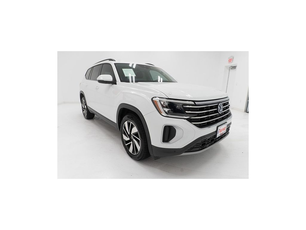 2024 Volkswagen Atlas SE w/Technology