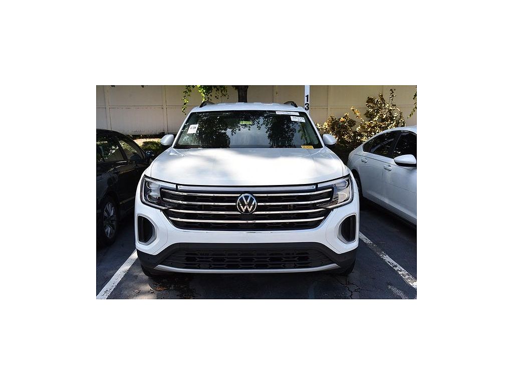 2025 Volkswagen Atlas SE w/Technology