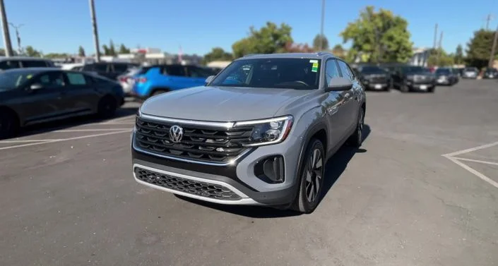 2026 Volkswagen Atlas Cross Sport SE w/Technology