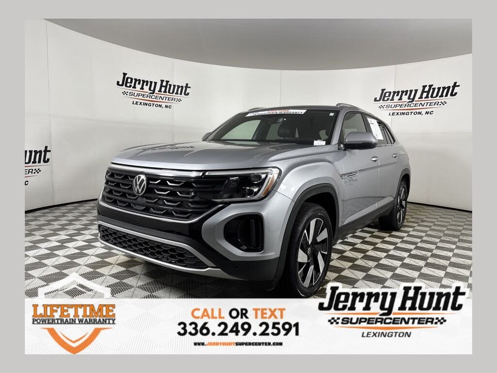 2025 Volkswagen Atlas Cross Sport SE w/Technology