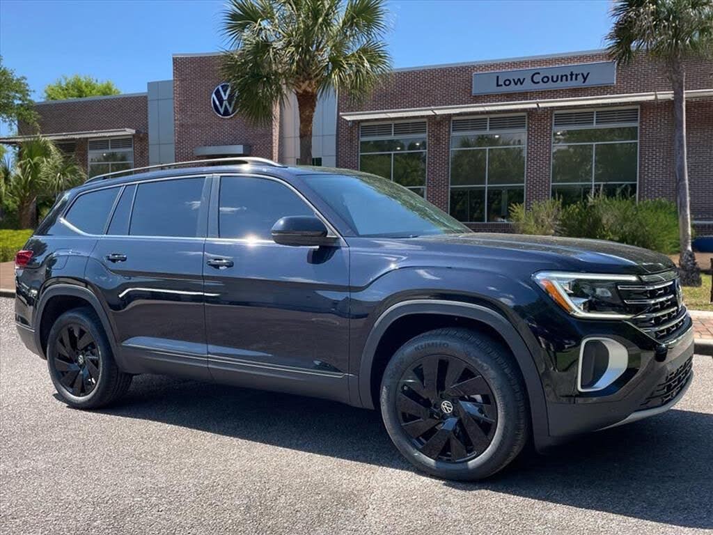 2026 Volkswagen Atlas SE w/Technology