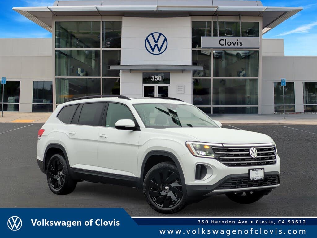 2026 Volkswagen Atlas SE w/Technology