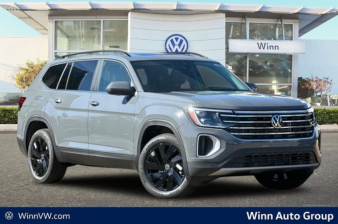 2026 Volkswagen Atlas SE w/Technology