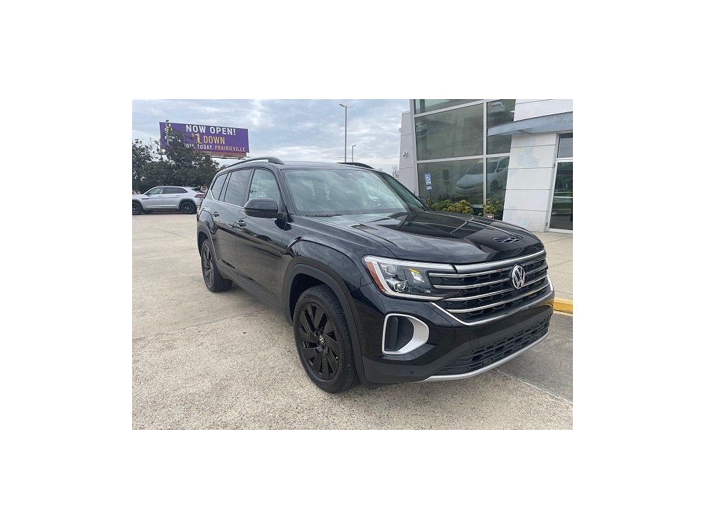 2025 Volkswagen Atlas SE w/Technology