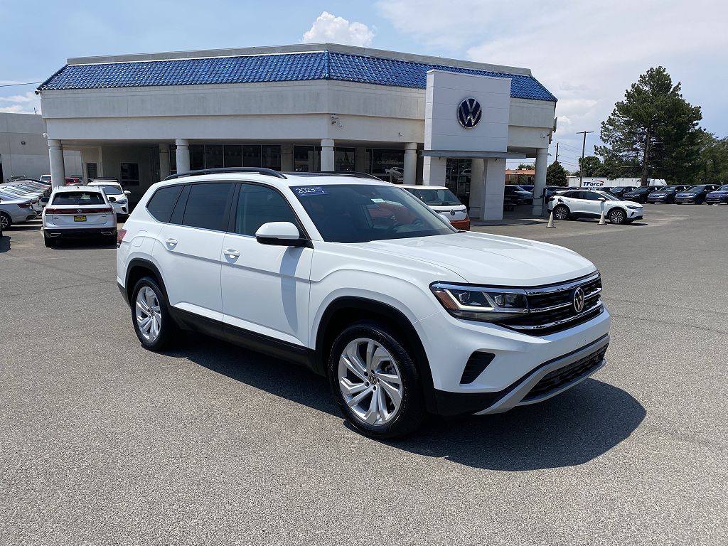 2023 Volkswagen Atlas SE w/Technology