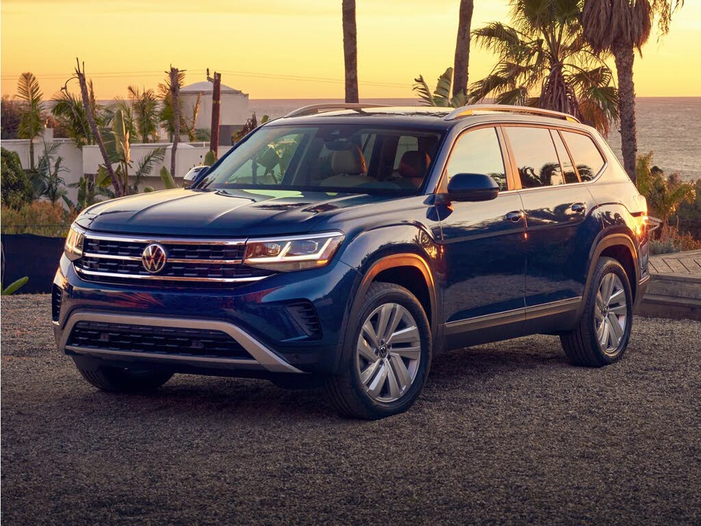 2022 Volkswagen Atlas SE w/Technology