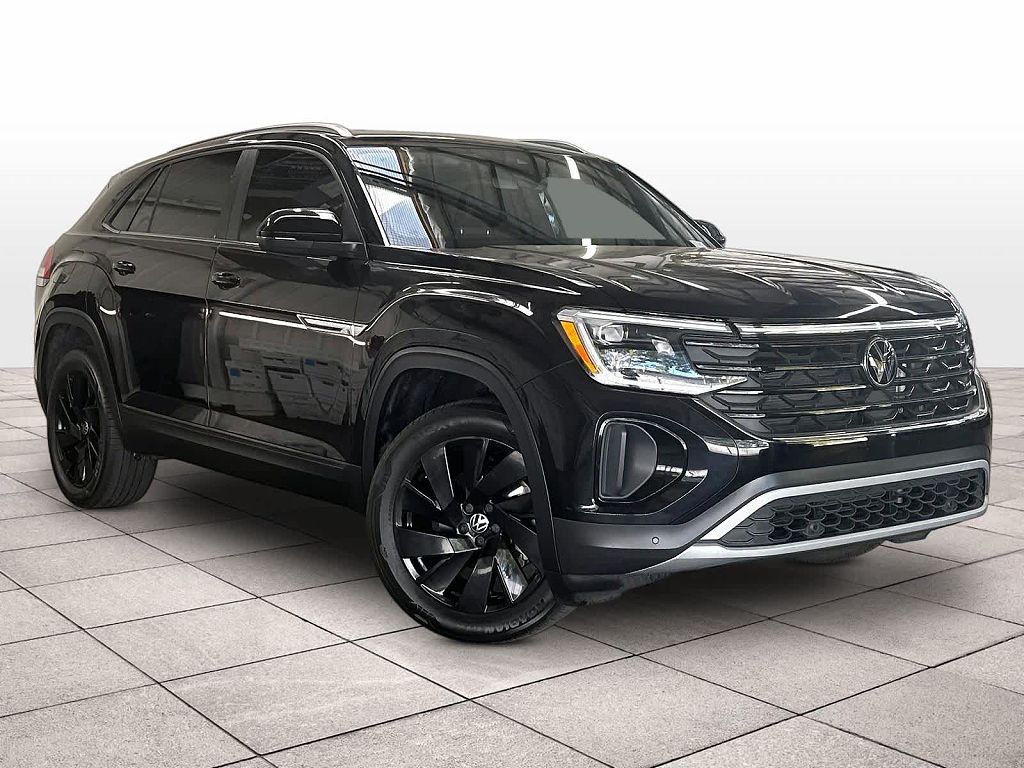 2024 Volkswagen Atlas Cross Sport SE w/Technology