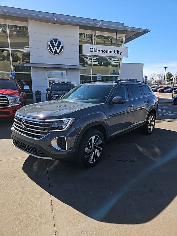 2026 Volkswagen Atlas SE w/Technology