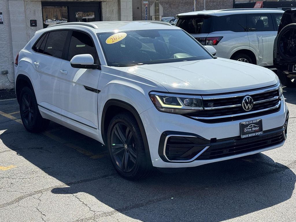 2021 Volkswagen Atlas Cross Sport SE w/Technology R-Line