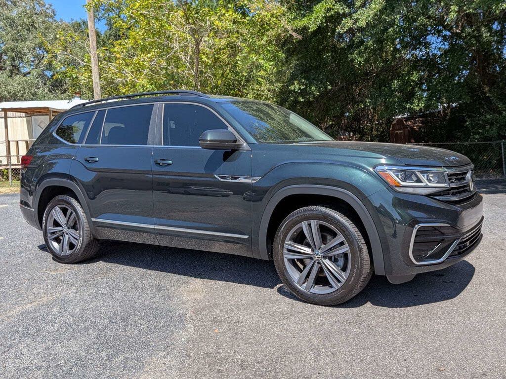 2021 Volkswagen Atlas SE w/Technology R-Line