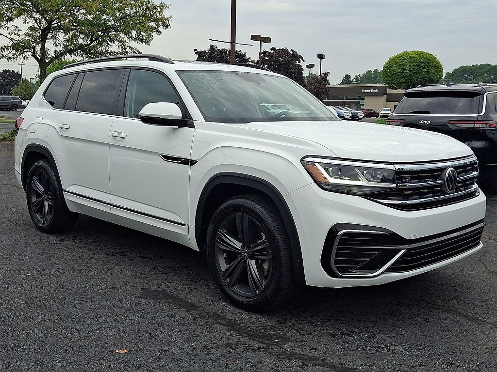 2021 Volkswagen Atlas SE w/Technology R-Line