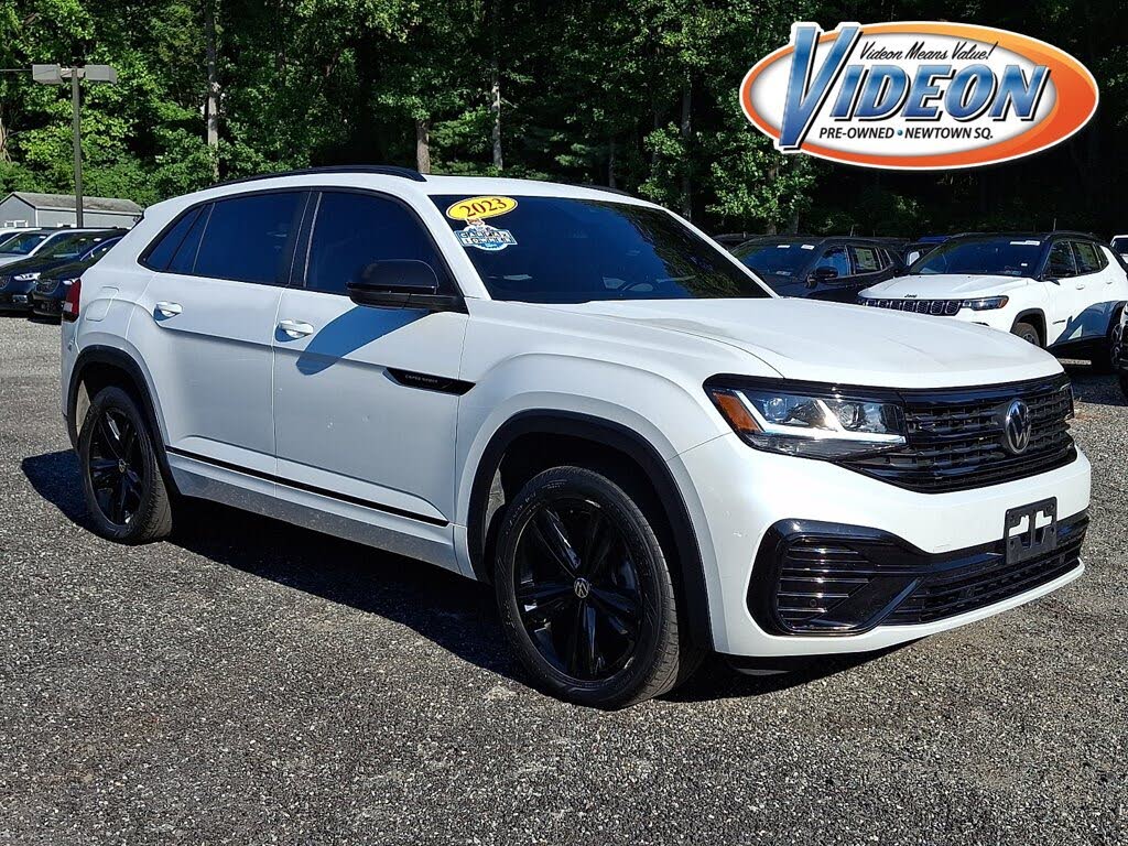 2023 Volkswagen Atlas Cross Sport SEL R-Line Black