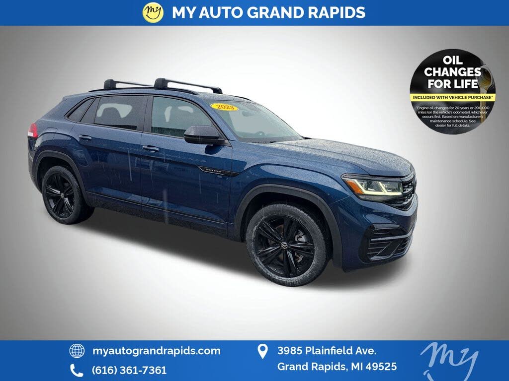 2023 Volkswagen Atlas Cross Sport SEL R-Line Black