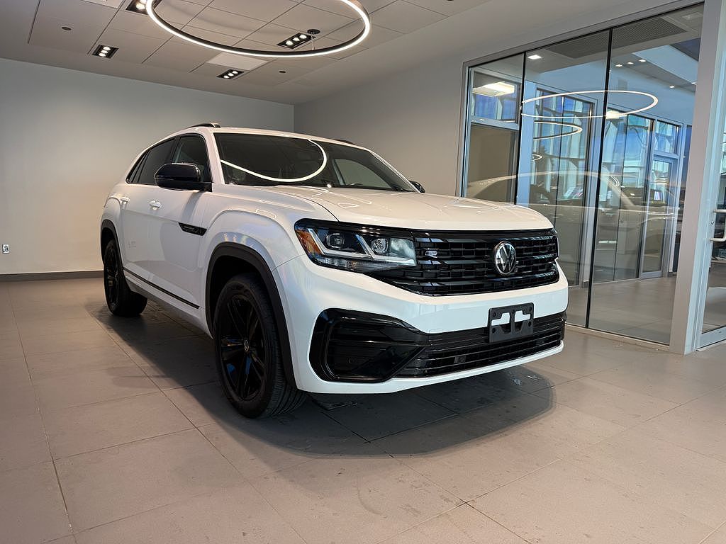 2023 Volkswagen Atlas Cross Sport SEL R-Line Black