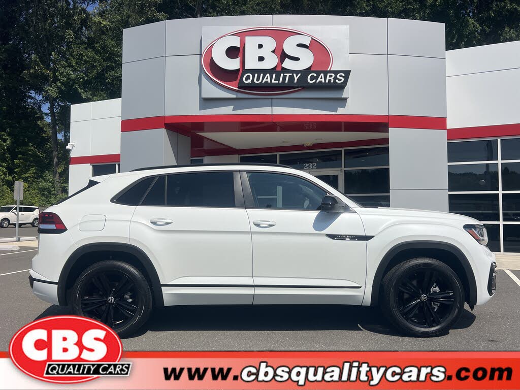 2023 Volkswagen Atlas Cross Sport SEL R-Line Black