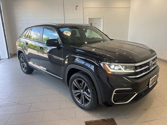 2022 Volkswagen Atlas Cross Sport SEL R-Line