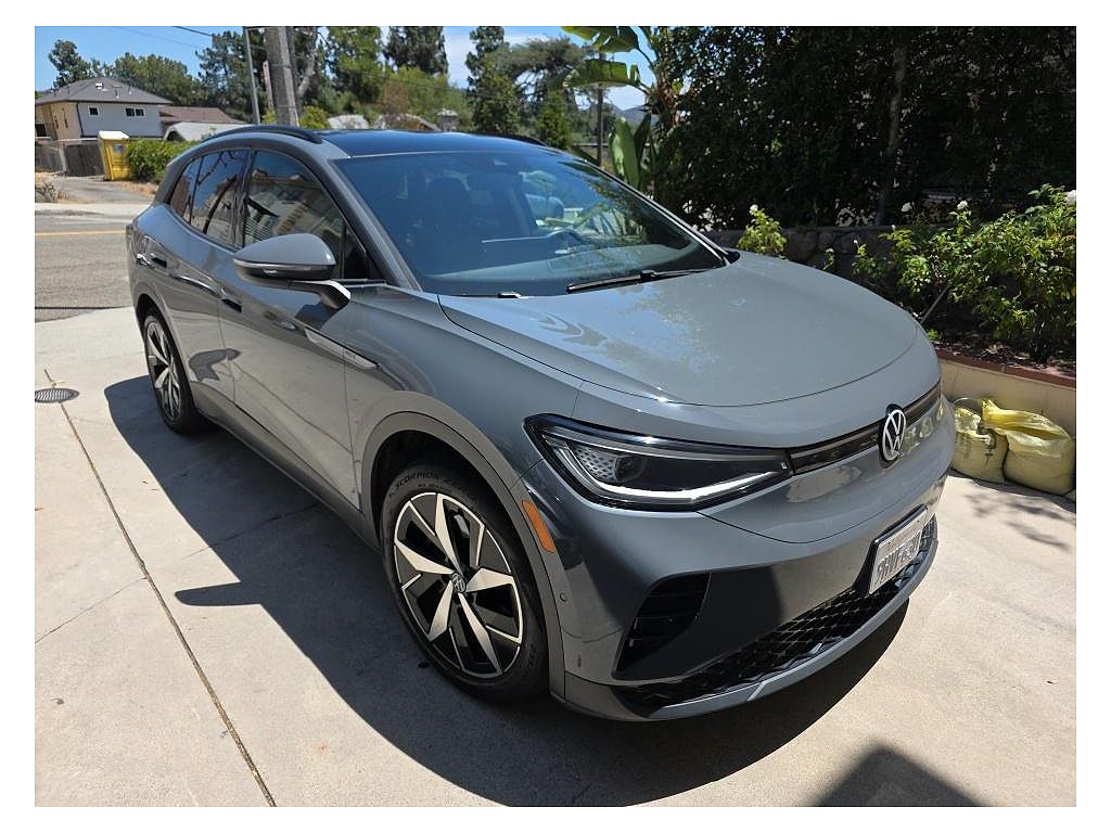 2023 Volkswagen ID.4 photo 1