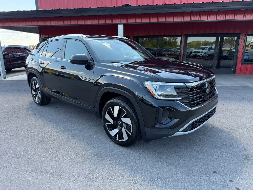 2025 Volkswagen Atlas Cross Sport SE w/Technology