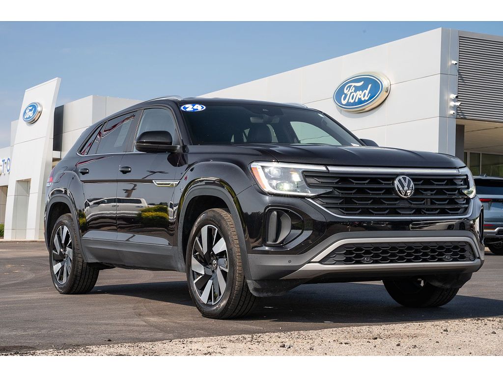 2024 Volkswagen Atlas SE w/Technology