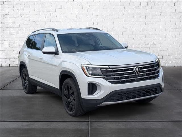 2026 Volkswagen Atlas SE w/Technology