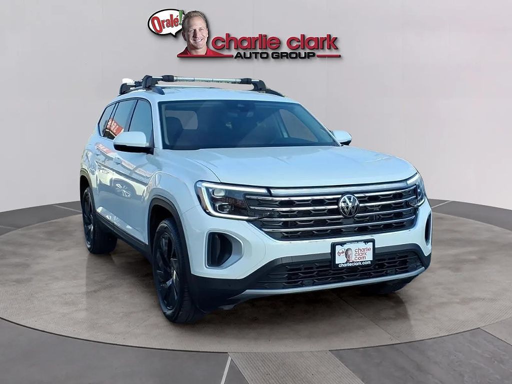 2024 Volkswagen Atlas 2.0T SE w/Technology