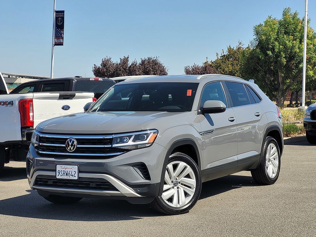 2020 Volkswagen Atlas SE w/Technology R-Line