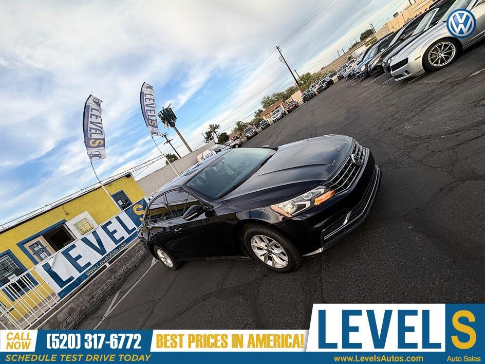 2018 Volkswagen Passat R-Line