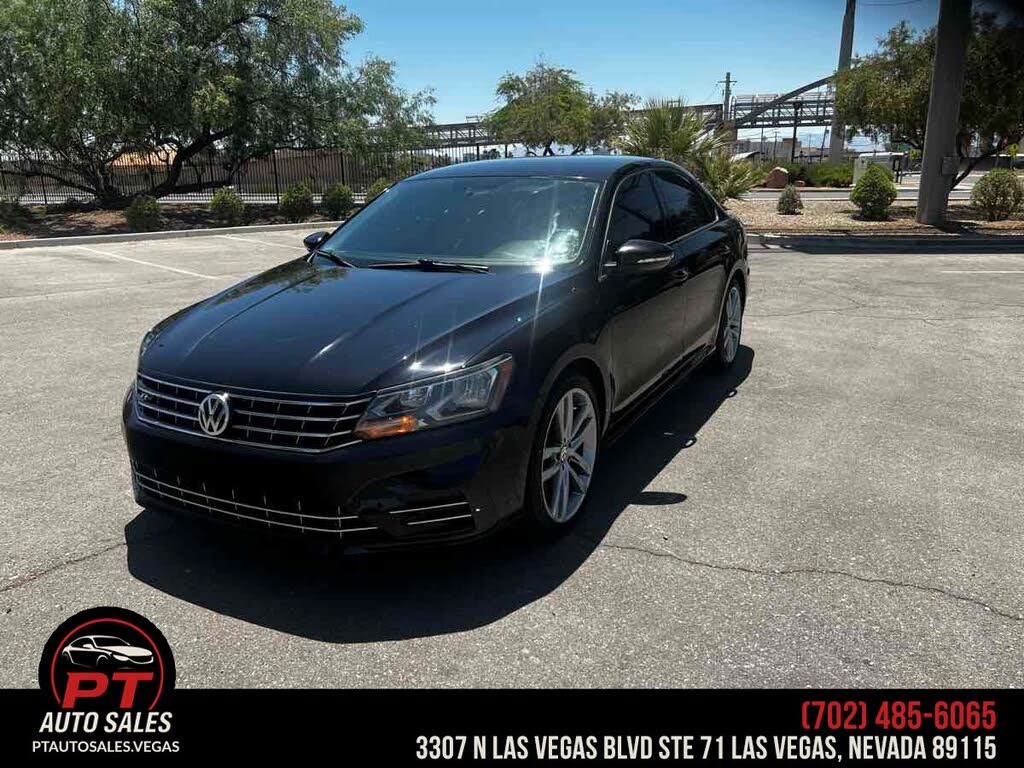 2018 Volkswagen Passat R-Line