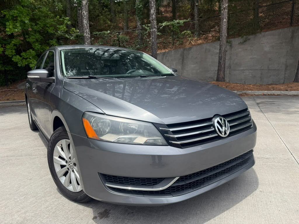 2013 Volkswagen Passat Wolfsburg Edition