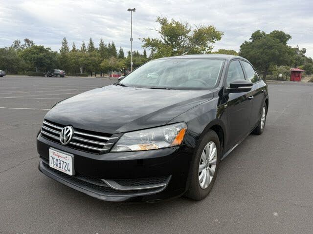 2014 Volkswagen Passat Wolfsburg Edition PZEV