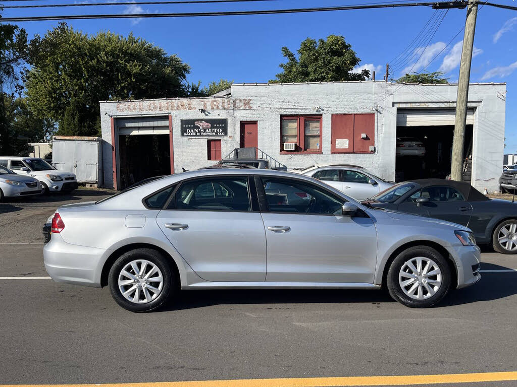 2013 Volkswagen Passat S PZEV