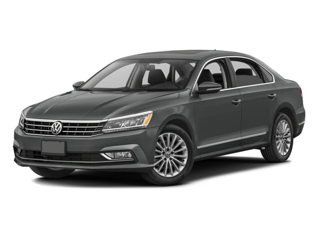 2016 Volkswagen Passat R-Line