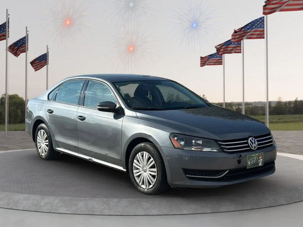 2014 Volkswagen Passat Wolfsburg Edition