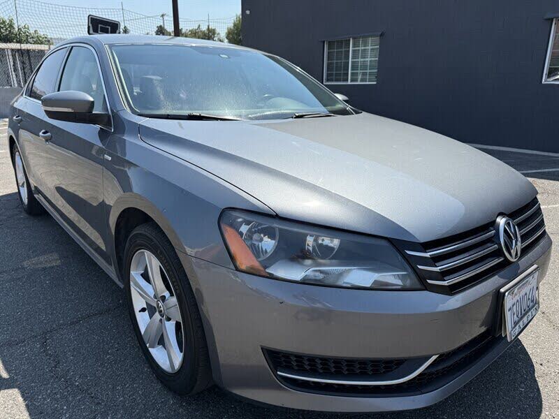 2014 Volkswagen Passat Wolfsburg Edition PZEV