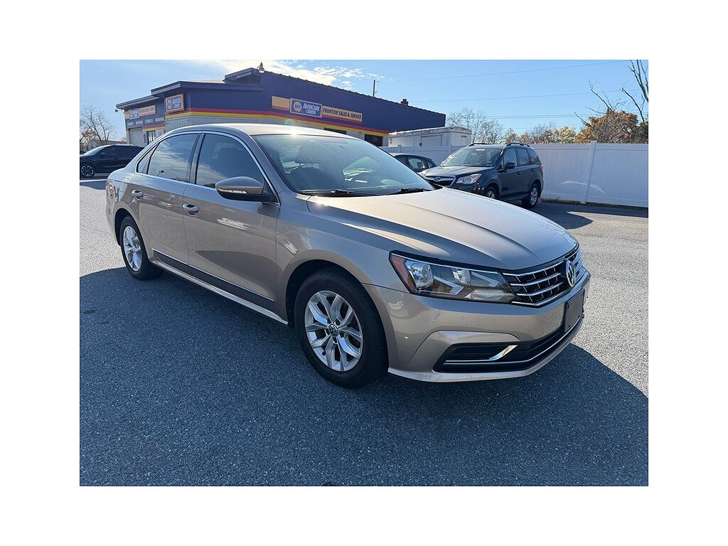 2016 Volkswagen Passat R-Line PZEV