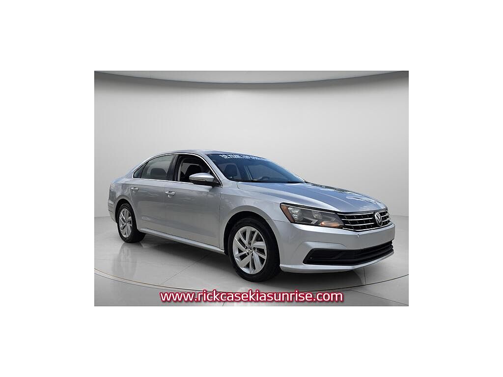 2018 Volkswagen Passat 2.0T SE