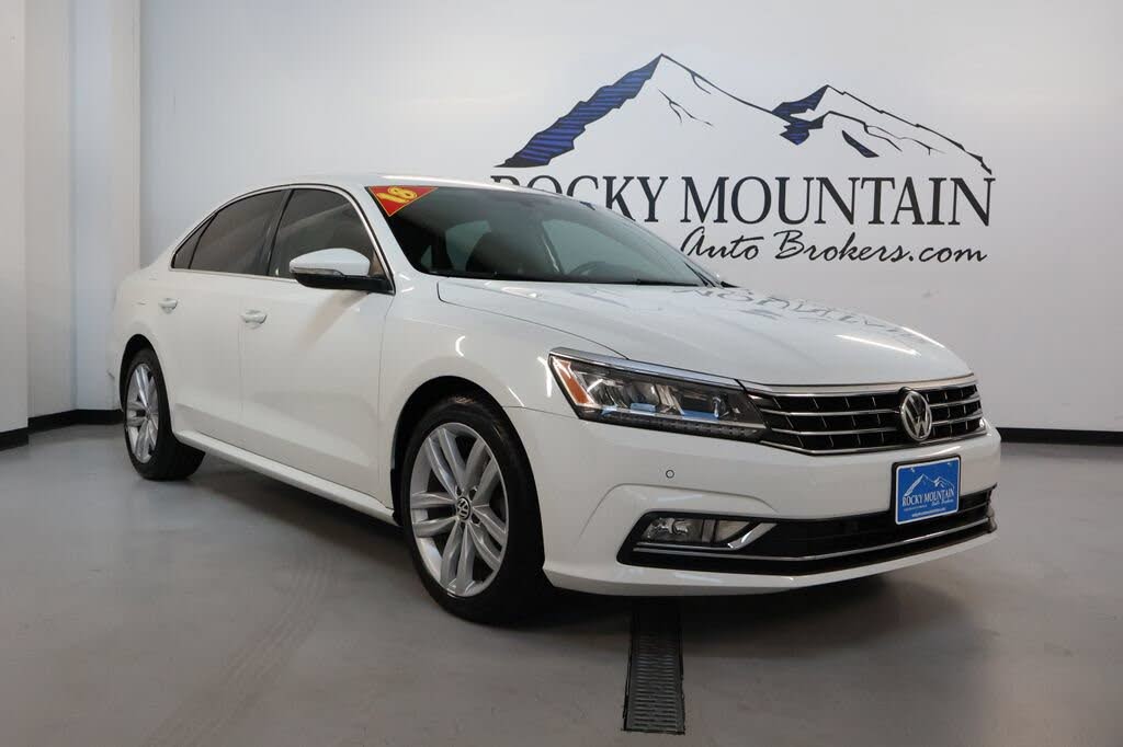 2018 Volkswagen Passat SE