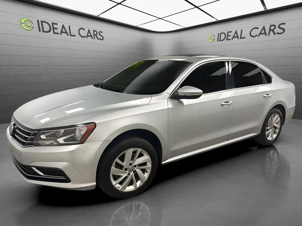 2018 Volkswagen Passat SE w/Technology